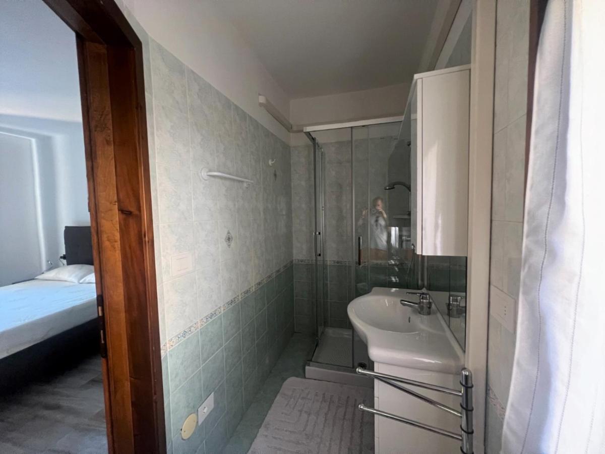 Apartment In Central Square With Lake View 레노 외부 사진